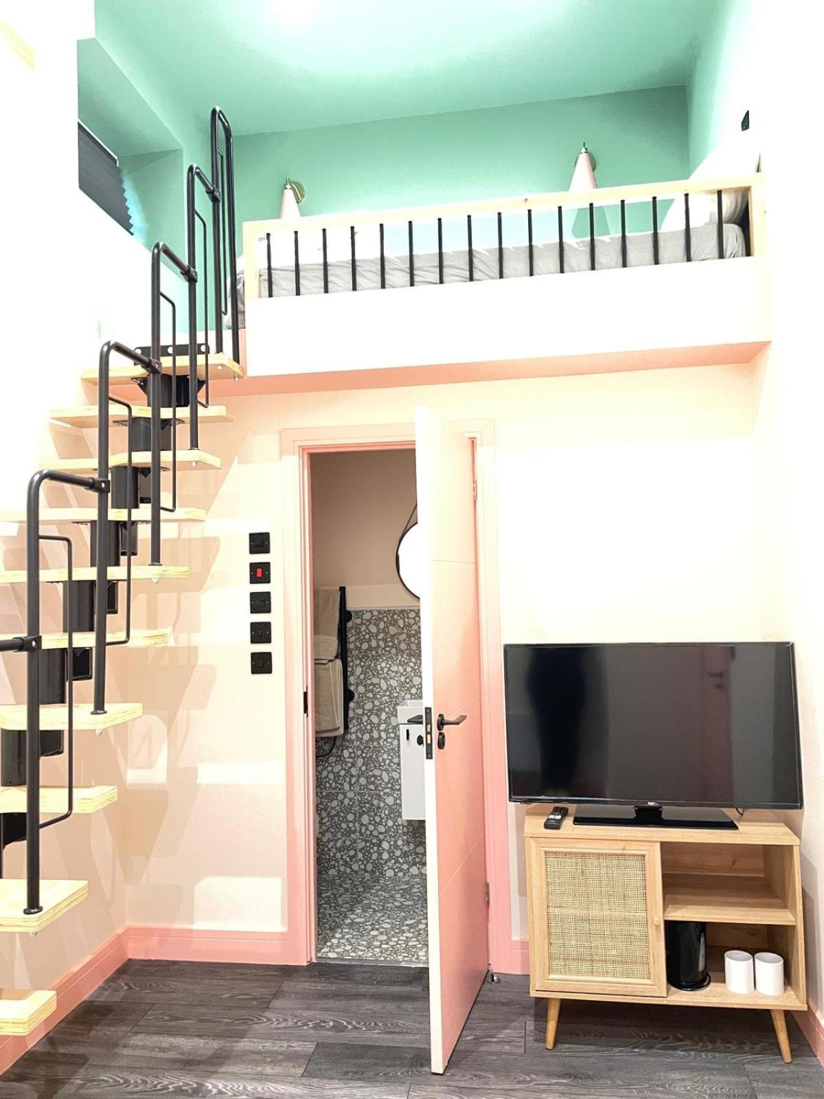 Cozy En-suite Loft In Trendy Local Pensión *